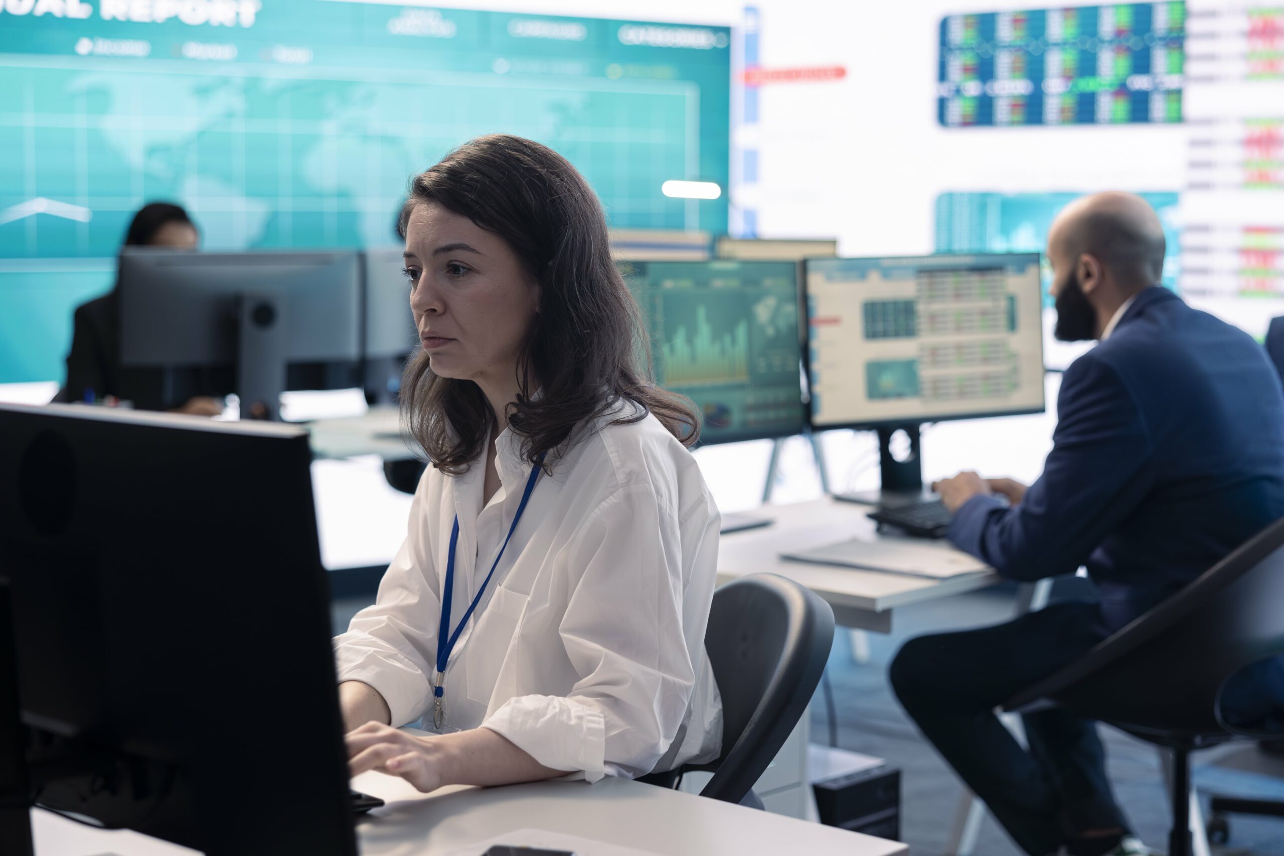 Hire Information Security Analysts Contract & Full tim